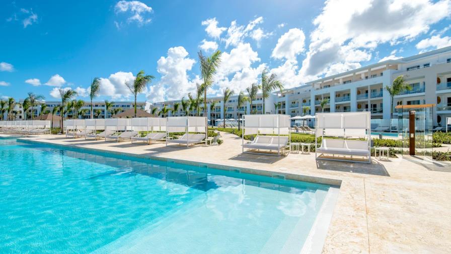 Hotel Meliá realizará pruebas gratuitas COVID-19 a sus huéspedes en México y RD Hotel Meliá realizará pruebas gratuitas COVID-19 a sus huéspedes en México y RD