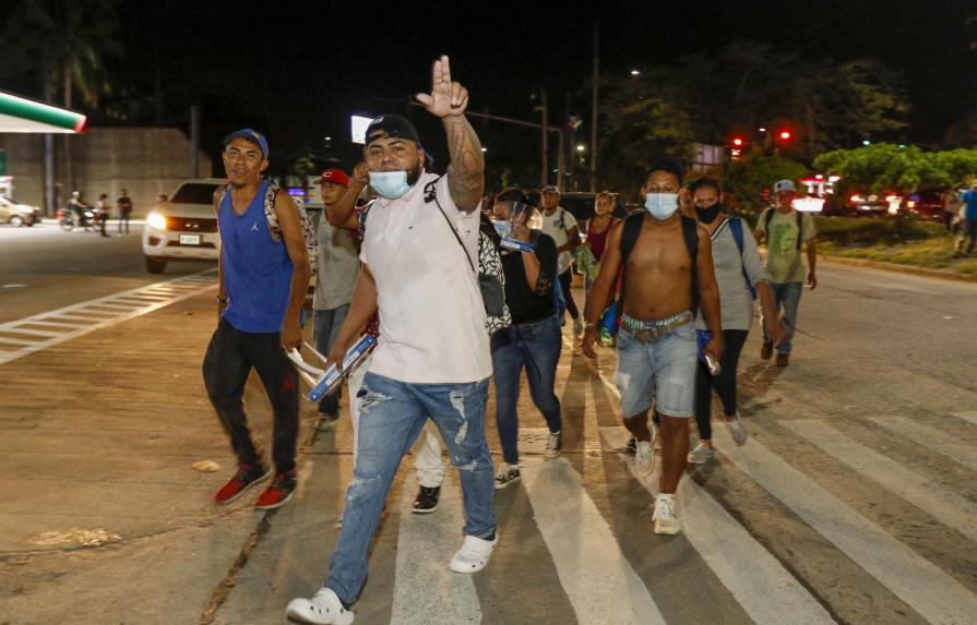 Cientos de migrantes salen de Honduras en plena pandemia