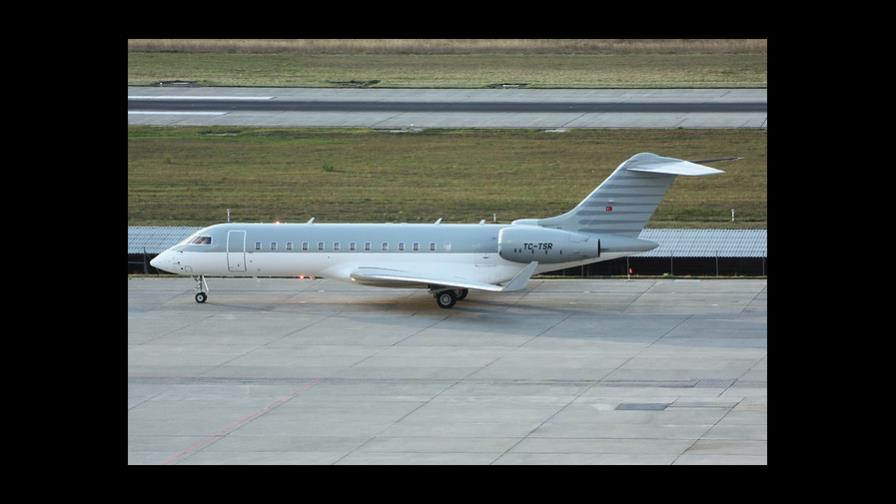 Avión que supuestamente sacaría de Venezuela a Maduro aterrizó anoche en Punta Cana Avión que supuestamente sacaría de Venezuela a Maduro aterrizó anoche en Punta Cana