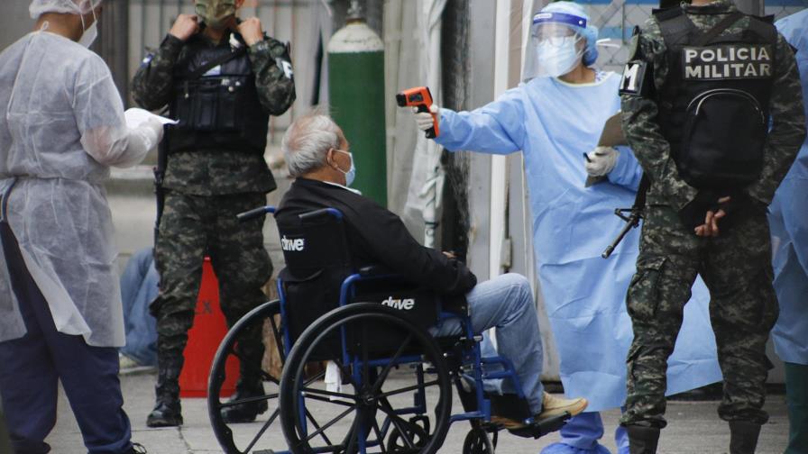 Presidente de Honduras, estable tras hospitalización