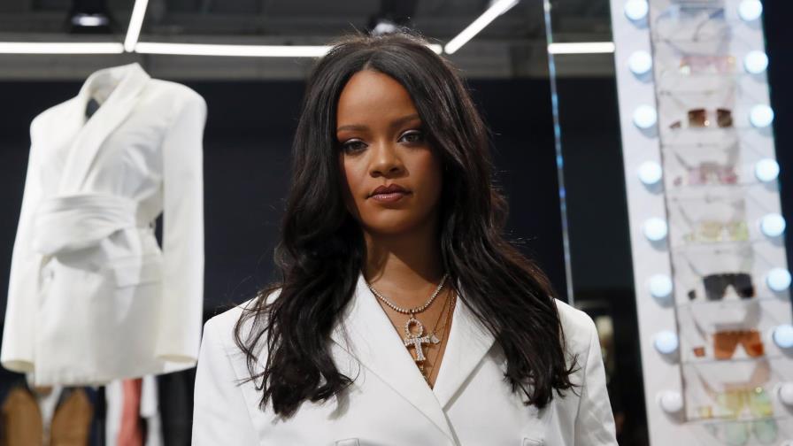 Un tuit de Rihanna sobre protestas agrícolas incendia India