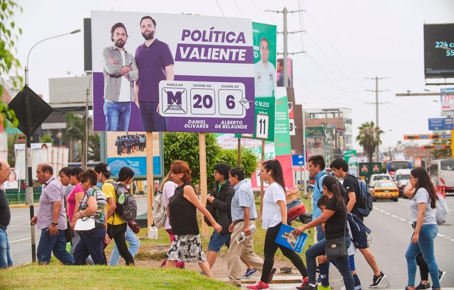 Videoselfies, apaño low cost de los candidatos para el Congreso peruano