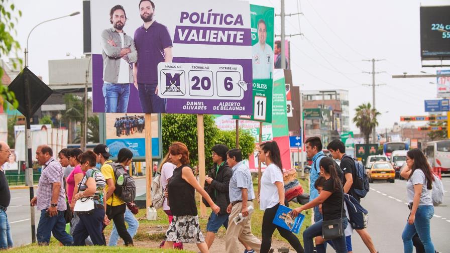 Videoselfies, apaño low cost de los candidatos para el Congreso peruano