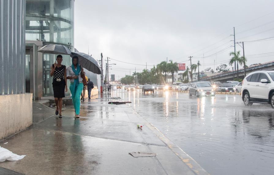 Lluvias alivian sistemas de abastecimiento de agua en el Gran Santo Domingo