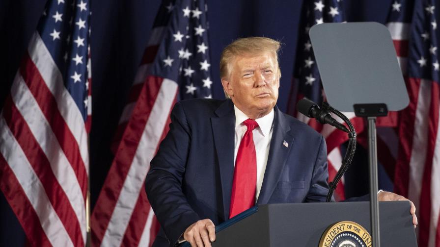 Trump propone jardín de héroes en pleno debate de monumentos
