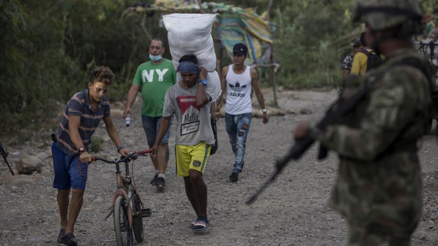 Colombia crea comando militar en frontera con Venezuela Colombia crea comando militar en frontera con Venezuela