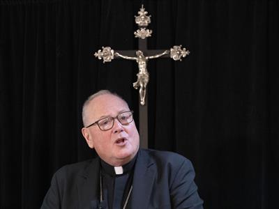 Arquidiócesis de NY busca acuerdo con víctimas abuso sexual