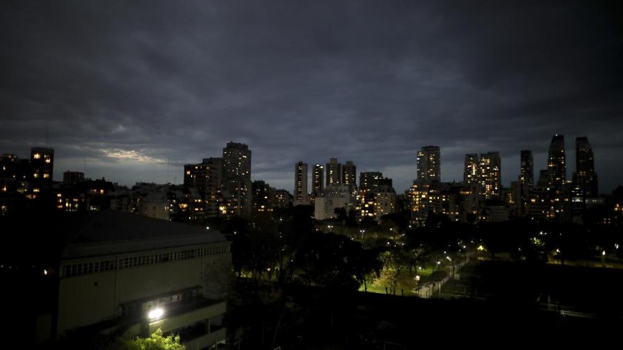 Estudio: 4 de cada 10 argentinos vulneró cuarentena por sexo