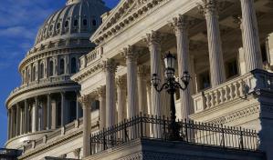 Senado de Estados Unidos rechaza orden de vacunación para empresas