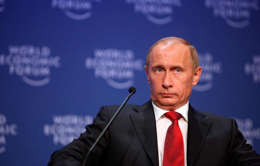 Putin, obligado a guardar cuarentena por contagiados por covid en su entorno