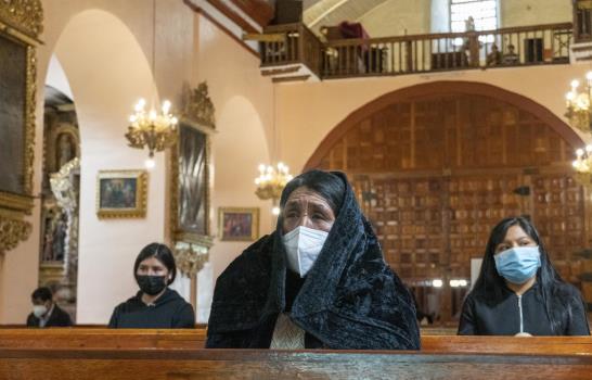 Niños masacrados por militares en 1991 sepultados en Perú