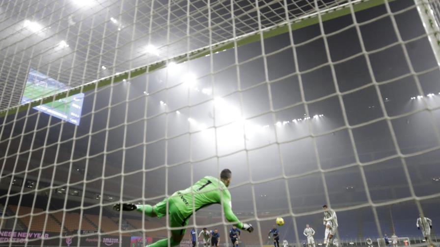 Cristiano anota 2; Juve toma ventaja sobre Inter en Copa