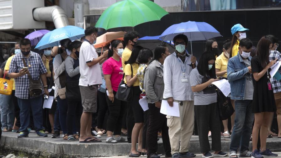 Tailandia: cuarentena a 1,900 personas por dos contagiados