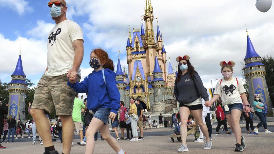 Disney llega a acuerdo de vacunación con trabajadores