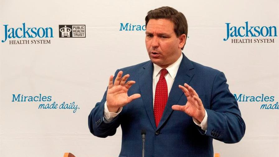 Florida anuncia brusca alza de 7.500 casos por nuevo retraso de laboratorio