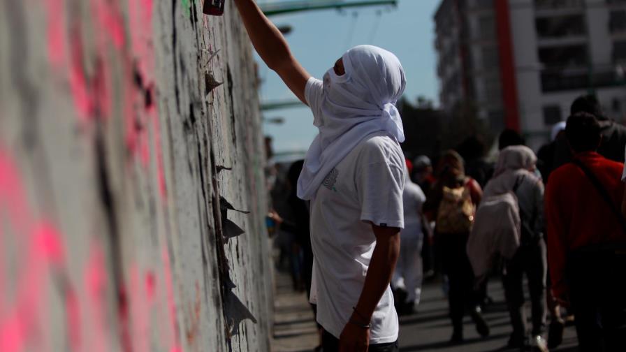 México conmemora el 51 aniversario de la matanza de estudiantes en Tlatelolco