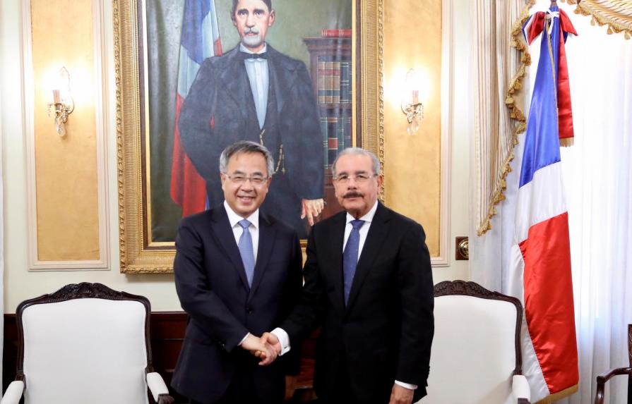 Presidente Medina y vicepremier chino centran reunión en el intercambio comercial 