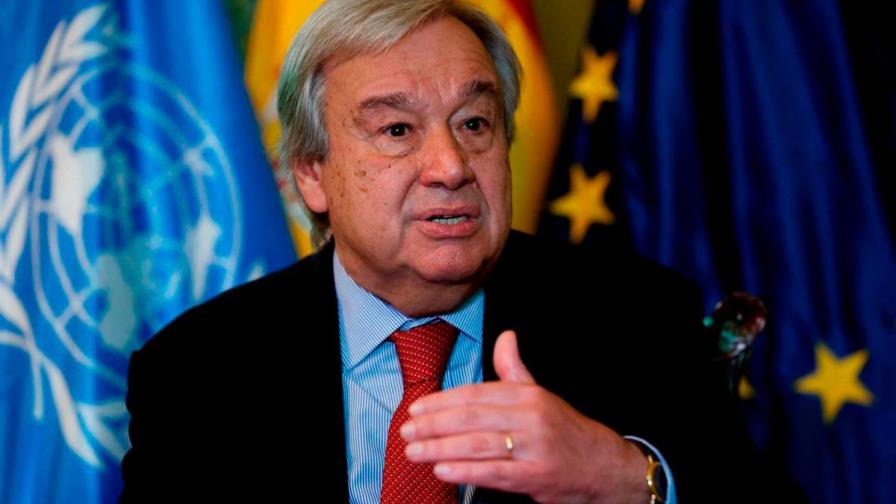 Guterres dice a los talibanes que tomar el poder traerá guerra o aislamiento
