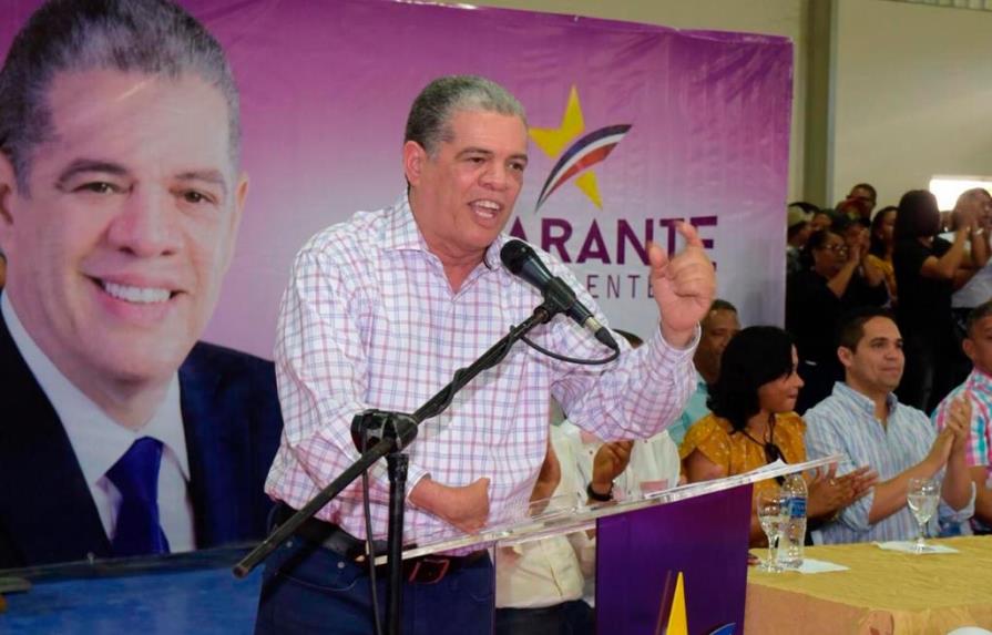 Carlos Amarante apoya reforma para habilitar a Danilo Medina