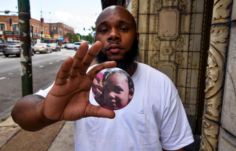 Niños quedan en el fuego cruzado de la violencia en Chicago