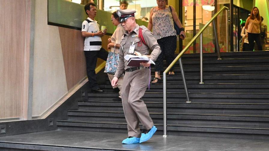 Tiroteo en centro comercial de Tailandia; muere una mujer