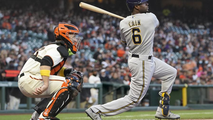 Cerveceros destronan a Gigantes y suman 4to triunfo seguido