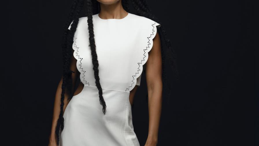 Lauren Ridloff es la primera superheroína de Marvel con discapacidad auditiva Lauren Ridloff es la primera superheroína de Marvel con discapacidad auditiva