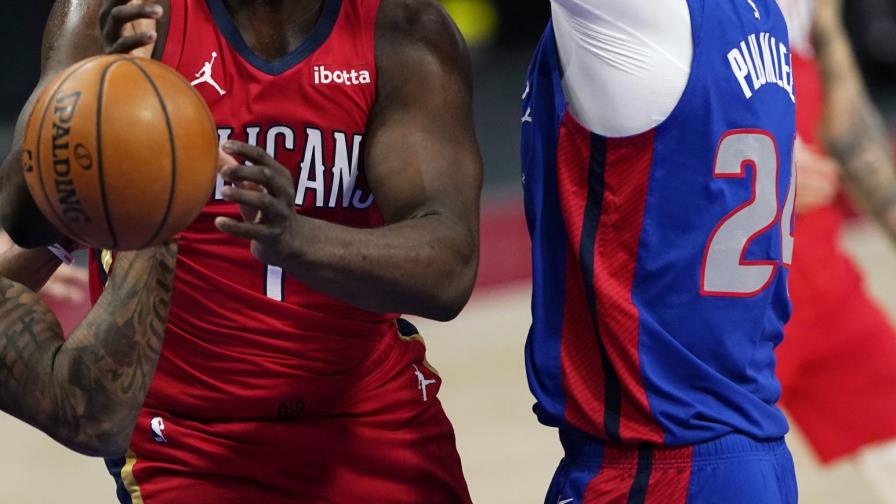 Mason Plumlee registra triple-doble, Pistons ganan