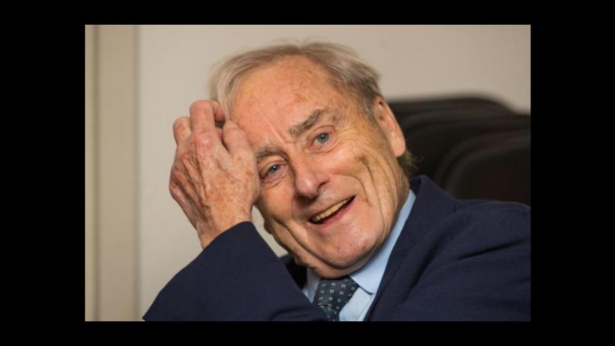 Muere Harold Evans, el director que imprimió carácter al periodismo británico