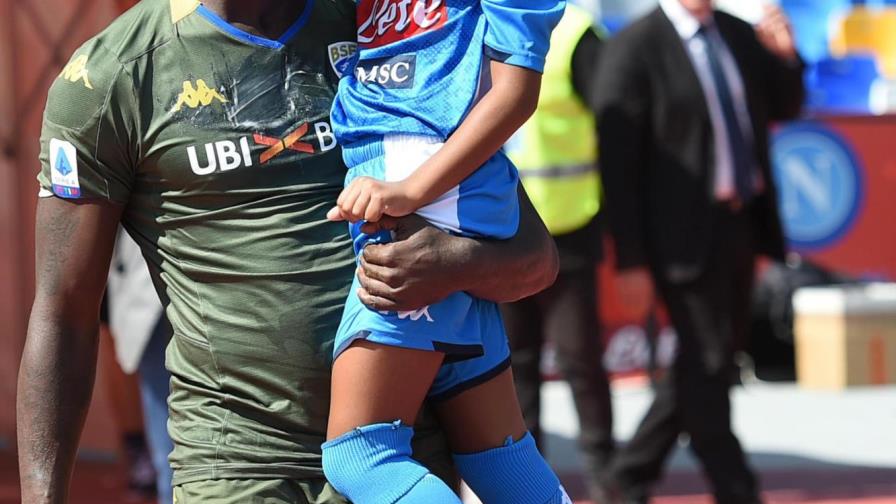 Balotelli anota por Brescia, que cae ante Napoli