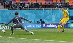 Ucrania vence a Macedonia del Norte para su primera victoria