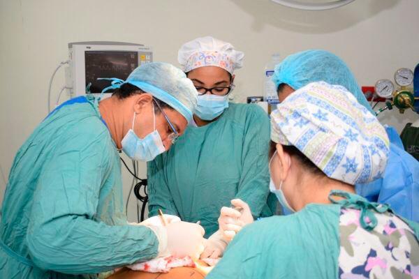 Anuncian novena jornada gratis de cirugía de reducción y reconstrucción mamaria 