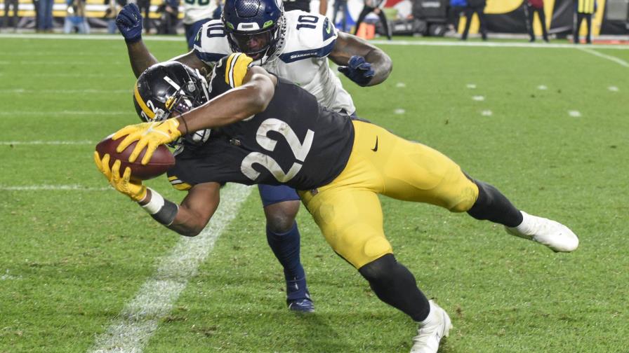 Watt logra pérdida de balón, Steelers ganan a Seahawks 23-20