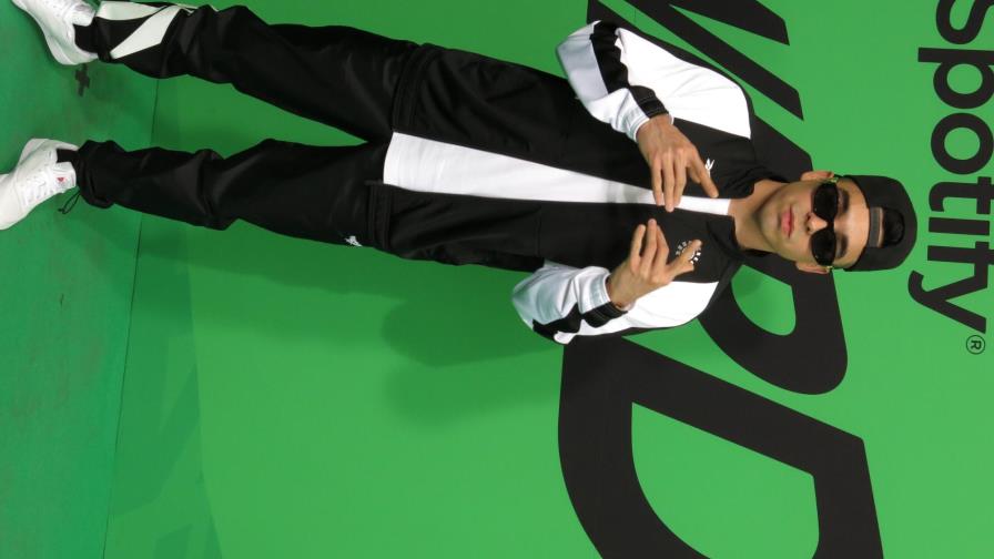 Rapero mexicano MC Davo encuentra fuerza en la unión