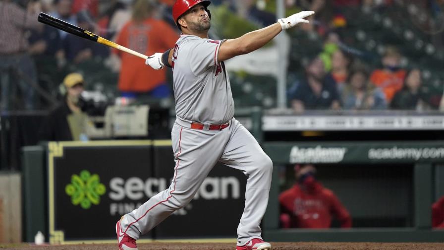 Pujols firma pacto de Grandes Ligas con los Dodgers