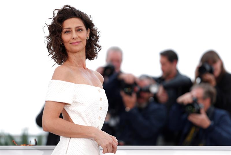  La actriz brasileña Maria Fernanda Candido posa para los fotógrafos durante la presentación de la película ‘Il Traditore (The Traitor)’ 