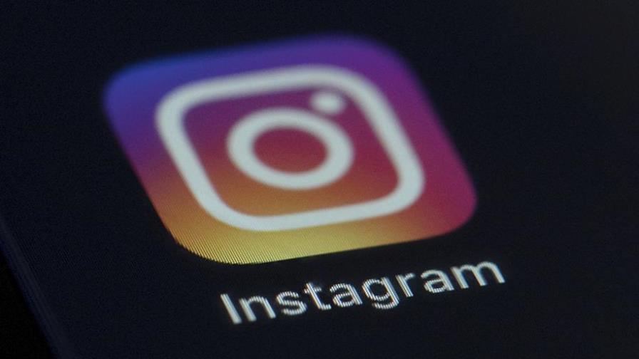 Fiscales EEUU piden a Facebook no crear Instagram para niños