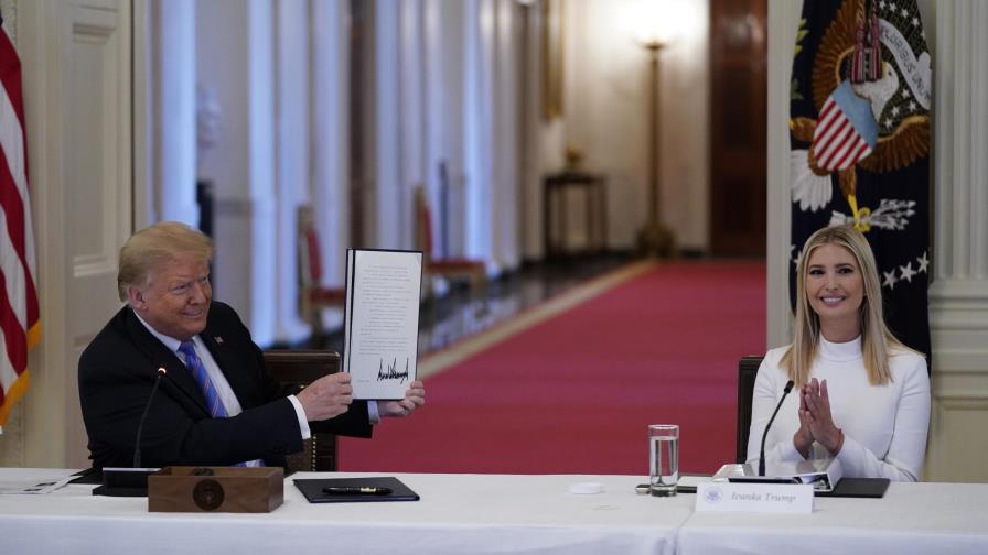 Campaña en EEUU pide a desempleados conseguir algo nuevo