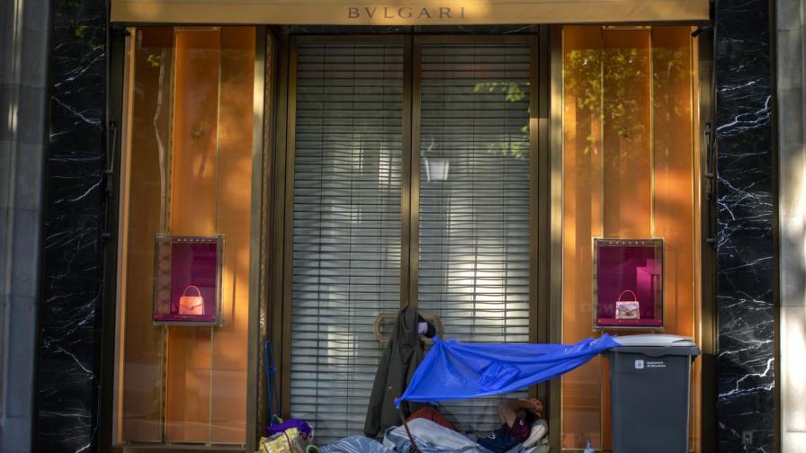 Sánchez espera retirar restricciones en España en junio