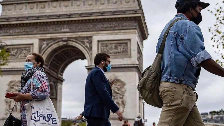 Francia da el primer paso para poner en marcha su pasaporte sanitario