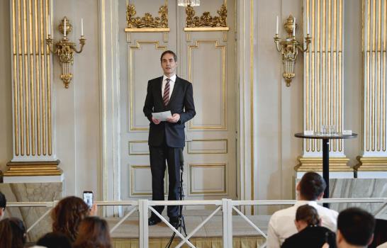 Olga Tokarczuk y Peter Handke ganan Nobel de Literatura