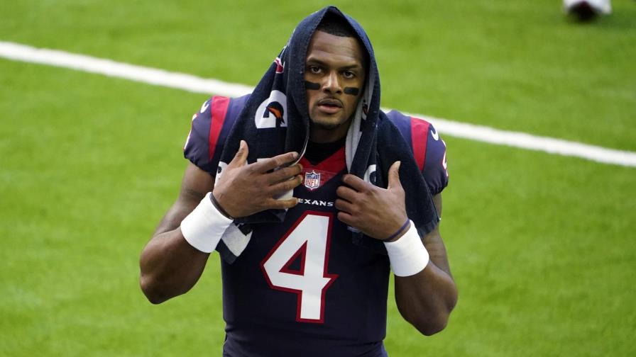 Policía investiga a quarterback Watson debido a denuncia