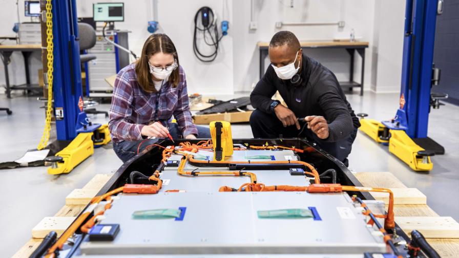 Ford planea desarrollar baterías para vehículos eléctricos