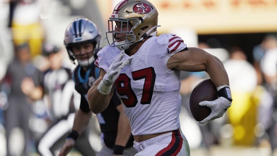 49ers aplastan a Panthers con 4 touchdowns de Coleman
