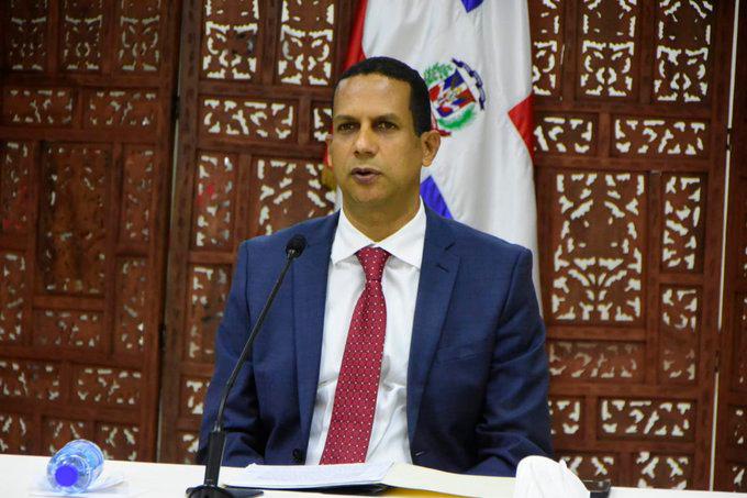 Elvis Rosario Bernard.