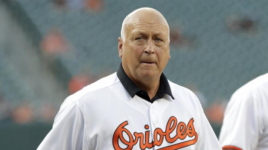 Cal Ripken Jr., disparó el palo de la gata en el Juego de Estrellas 2001