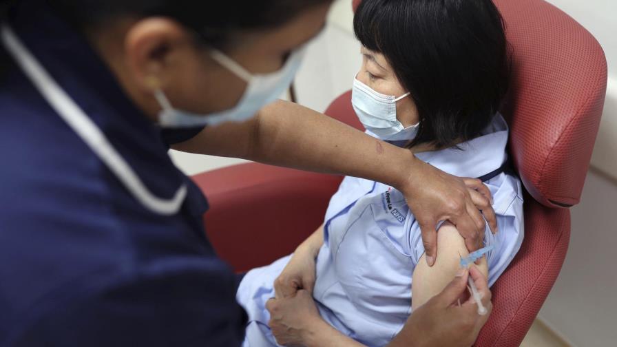 Comienza a llegar a hospitales de GB vacuna para coronavirus Comienza a llegar a hospitales de GB vacuna para coronavirus