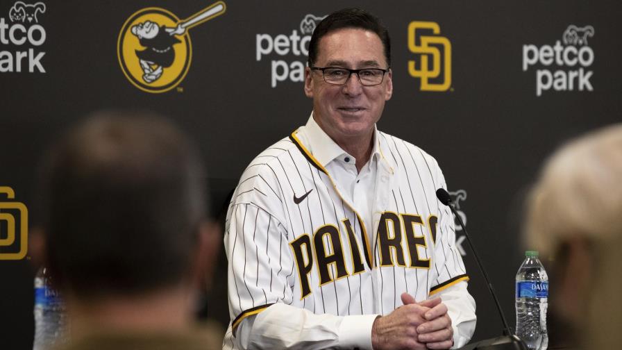 Bob Melvin pacta por 3 años para dirigir a los Padres