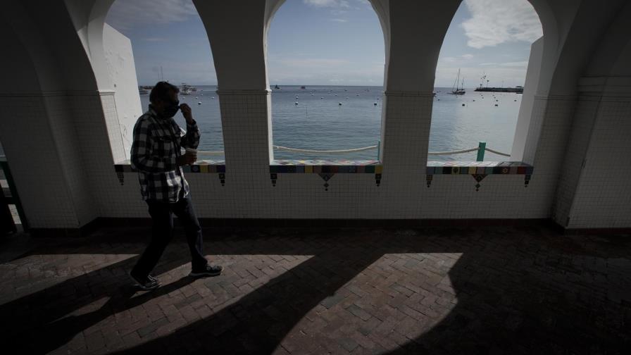 Isla en California vapuleada económicamente por pandemia