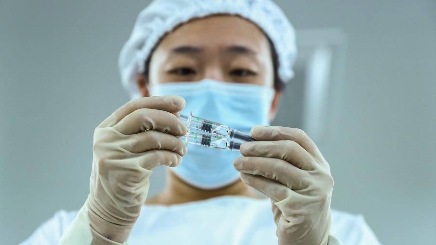 China autoriza en forma condicional vacuna de Sinopharma